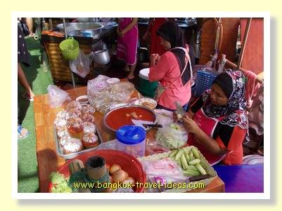 Kwan Riam Floating Market Bangkok S Own Floating Market